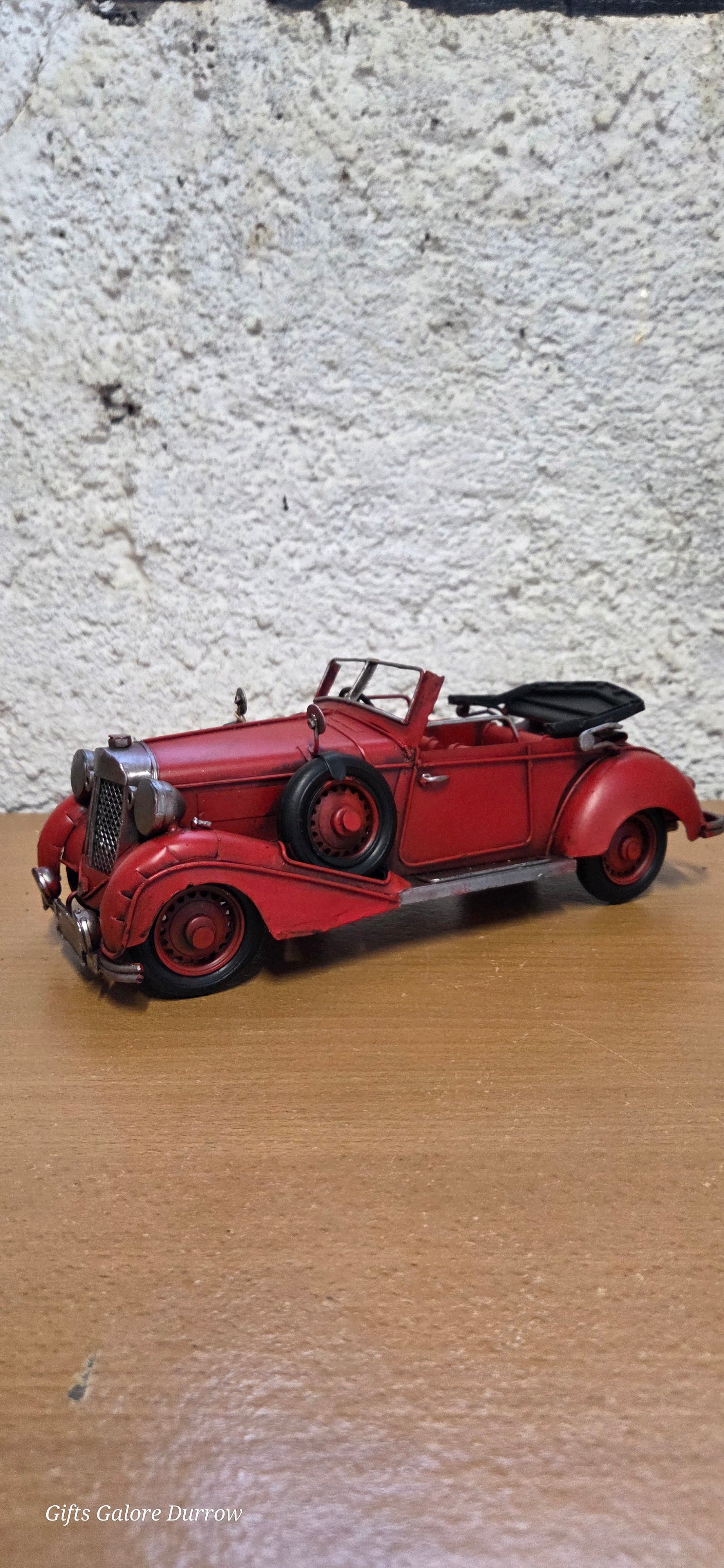 Vintage Red Classic Convertible Metal Model Car – Retro Collectible Gift | Classic Car Ornament | Vintage Car Decor